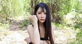 Trường mẫu giáo với toàn cô giáo phục vụ 18+